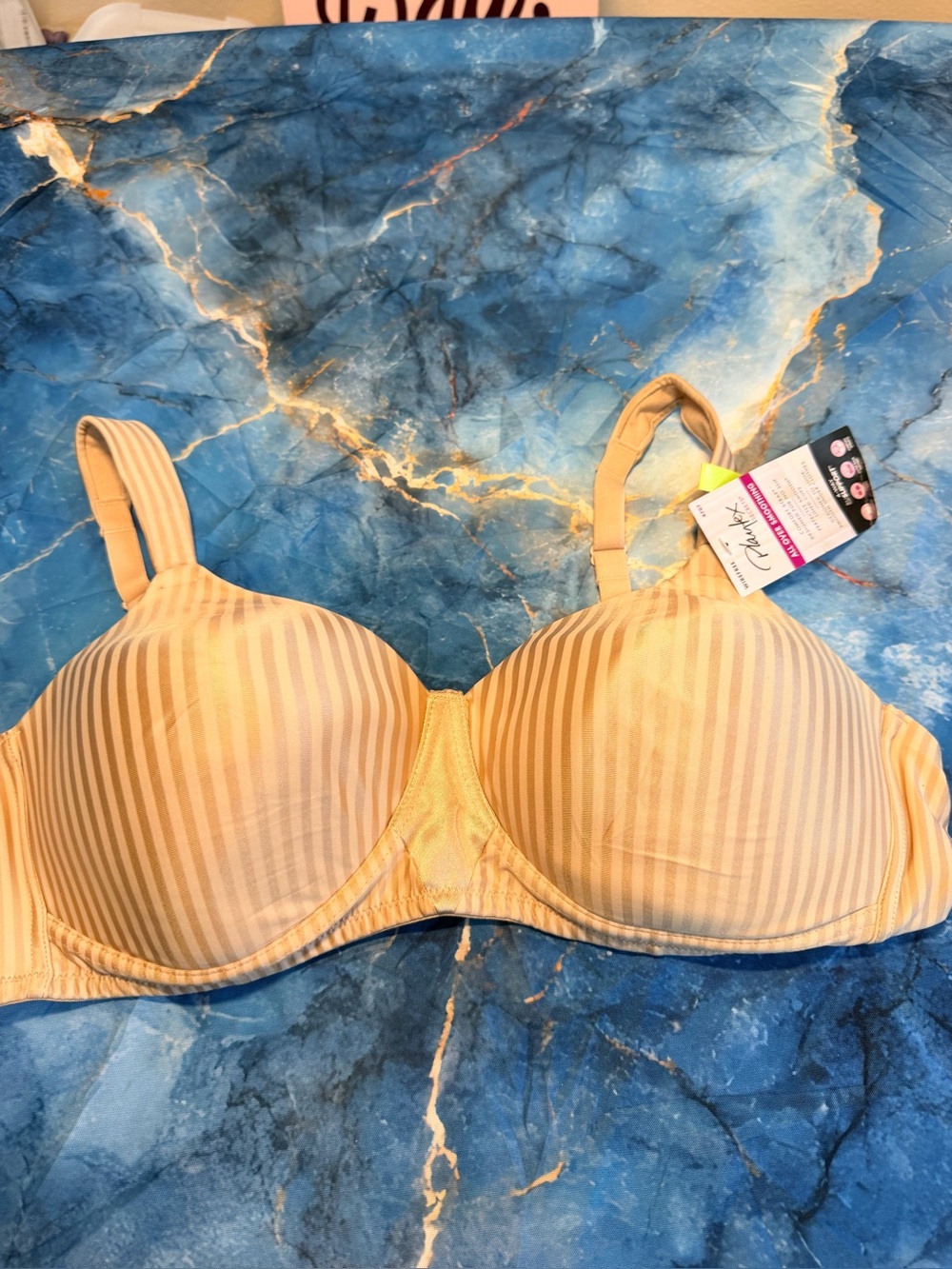 Playtex 42B bra NWT